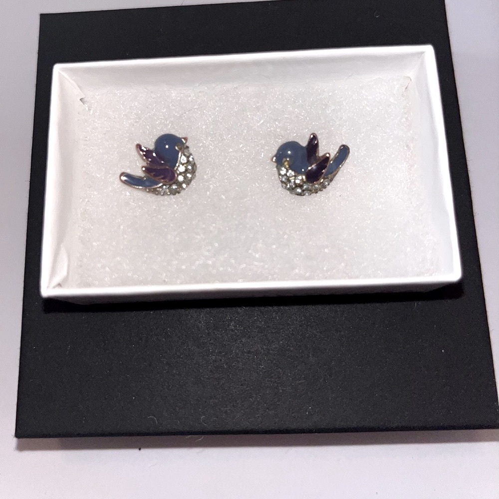 Betsey Johnson bird earrings